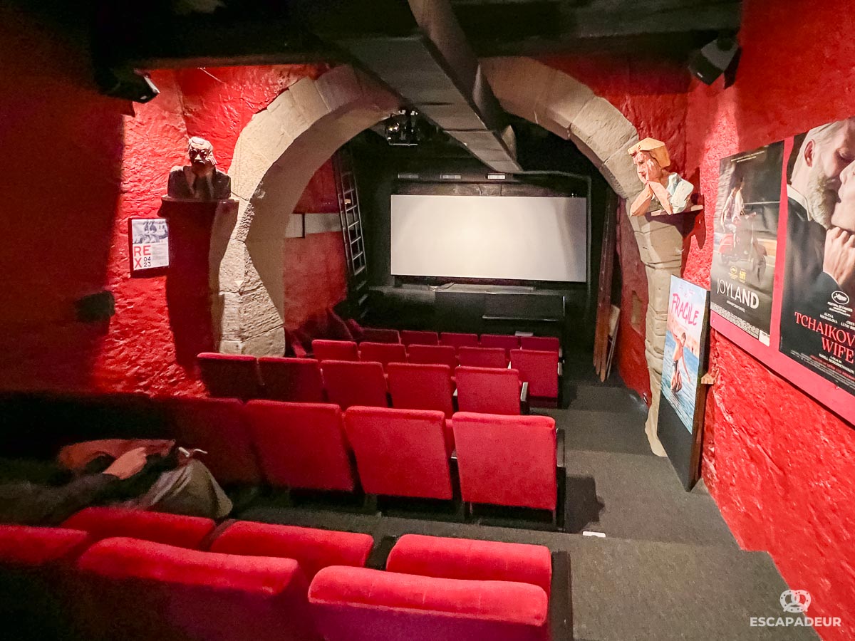 Berne - Cave - Kellerkino