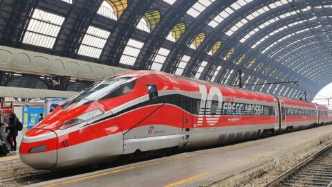 Train Frecciarossa Trenilatia - Mood101 Pexels