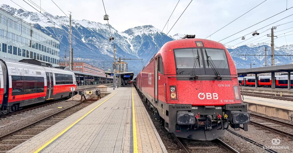 Train ÖBB en gare d'Innsbruck