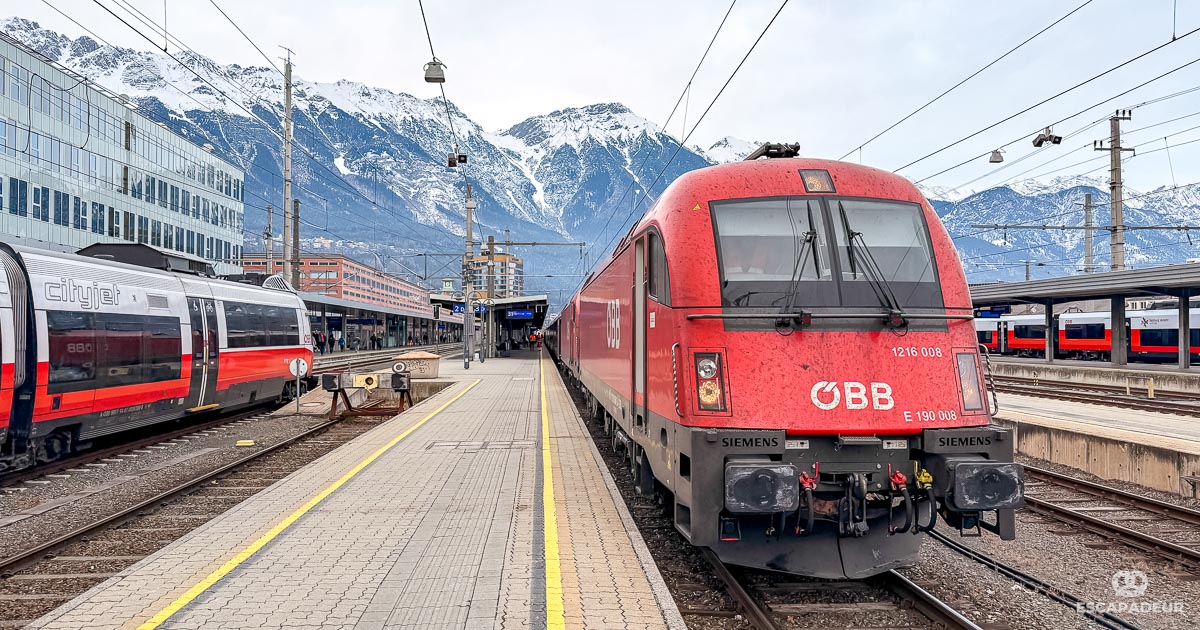 Train ÖBB en gare d'Innsbruck