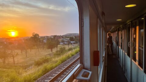 Cover - Train European Sleeper - Vue depuis le couloir