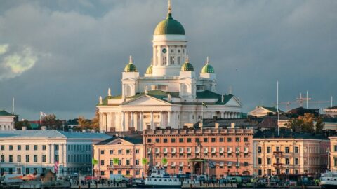 Helsinki - Photo : Tapio Haajasur (Unsplash)