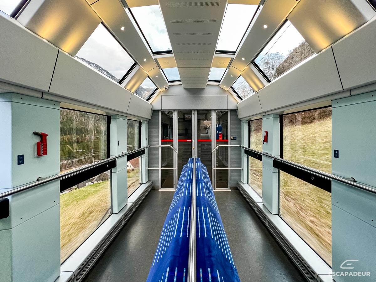 Train régional Suisse - RhB